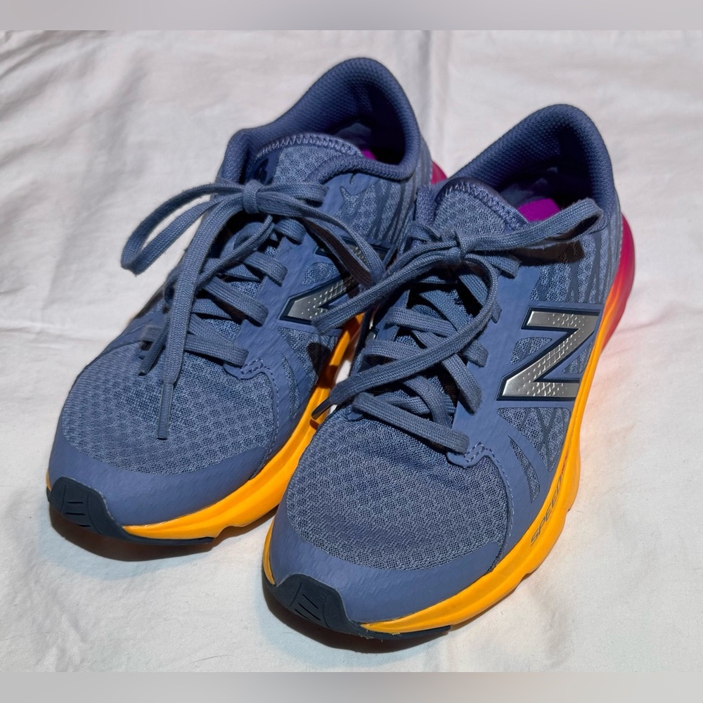 Women’s New Balance Grey Tennis Shoes SZ 6.5